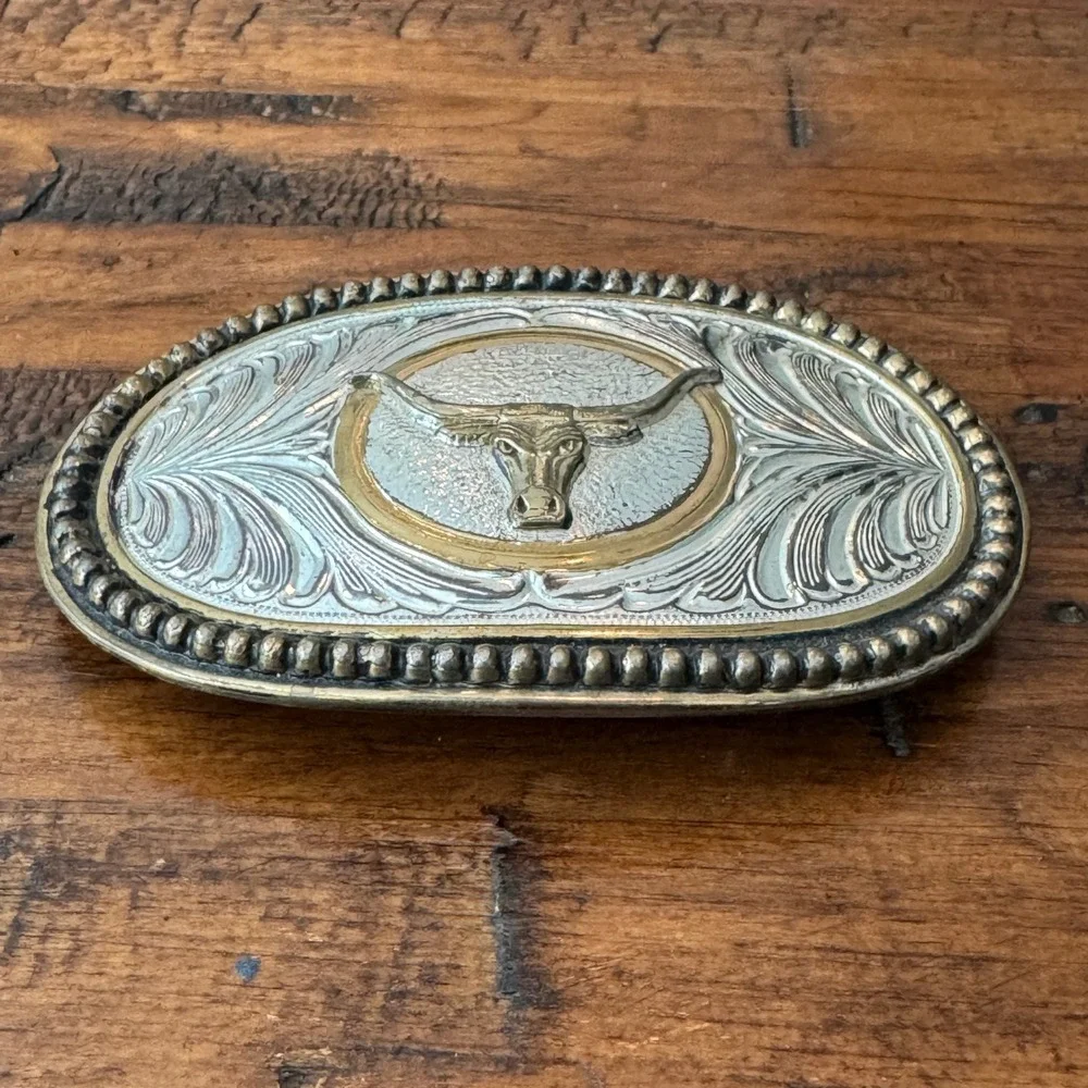 Western Longhorn Bull Belt Buckle Silver Gold Tone Floral Scroll‎ Oval Cowboy